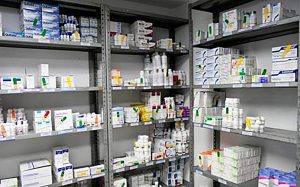 8 mil médicos buscan atender consultorios del Servicio Universal de Salud
