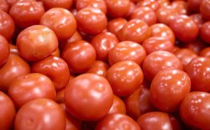 Estados Unidos encarece su tomate al castigar a México