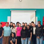 Llevan el maíz del aula a la comunidad en San Quintín