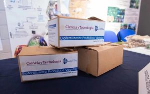 Secihti presenta robots agrícolas, biofertilizantes y sistemas de riego inteligente 